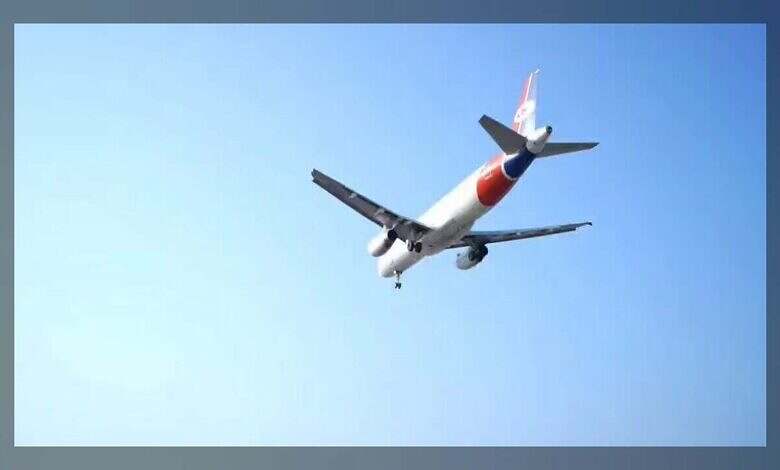 رئيس مجلس النواب يصل المخا للمشاركة في ذكرى ثورة ديسمبر