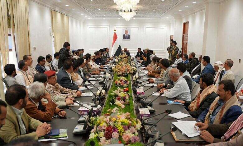 عضو مجلس القيادة العرادة يترأس اجتماعاً للمكتب التنفيذي بمأرب