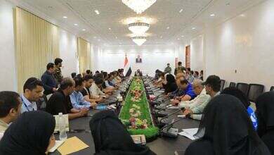 العرادة يترأس اجتماعاً تنسيقياً لشركاء العمل الإنساني في مأرب