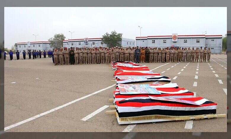 مأرب تودّع أبطالها في تشييع رسمي وشعبي مهيب