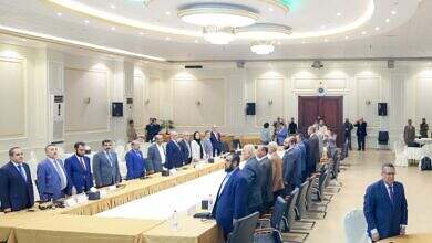 الاحزاب والمكونات السياسية تستنكر اعلان بعض الوزراء والمحافظين تأييدهم للإجراءات الآحادية للمجلس الانتقالي