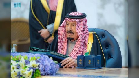 السعودية تجدد التزامها بأمن اليمن واستقراره وسيادته ودعمها لرئيس مجلس القيادة والحكومة