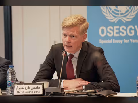 غروندبرغ: هجمات الحوثي على إسرائيل تنذر بجر اليمن إلى الحرب الإقليمية