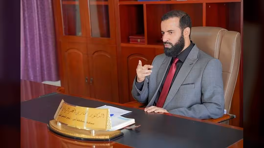 محافظ أبين يوجه برفع كافة نقاط الجبايات الغير قانونية ومحاسبة القائمين عليها