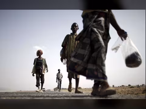 الهجرة الدولية: وصول 17 ألف مهاجر أفريقي إلى اليمن في مارس الماضي