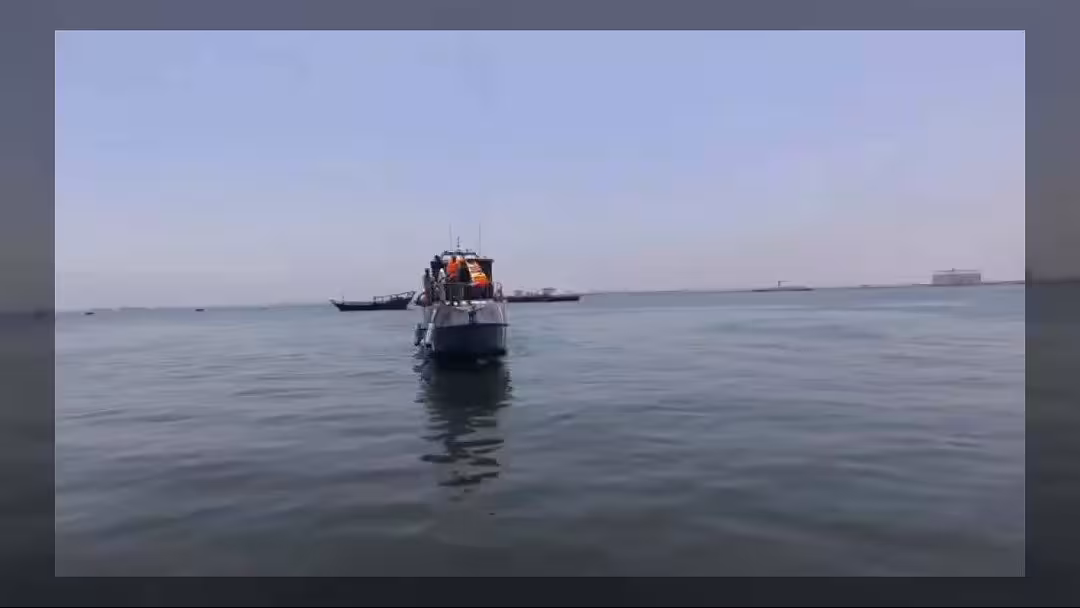 خفر السواحل اليمني يعزز قدراته بزورق جديد الصنع