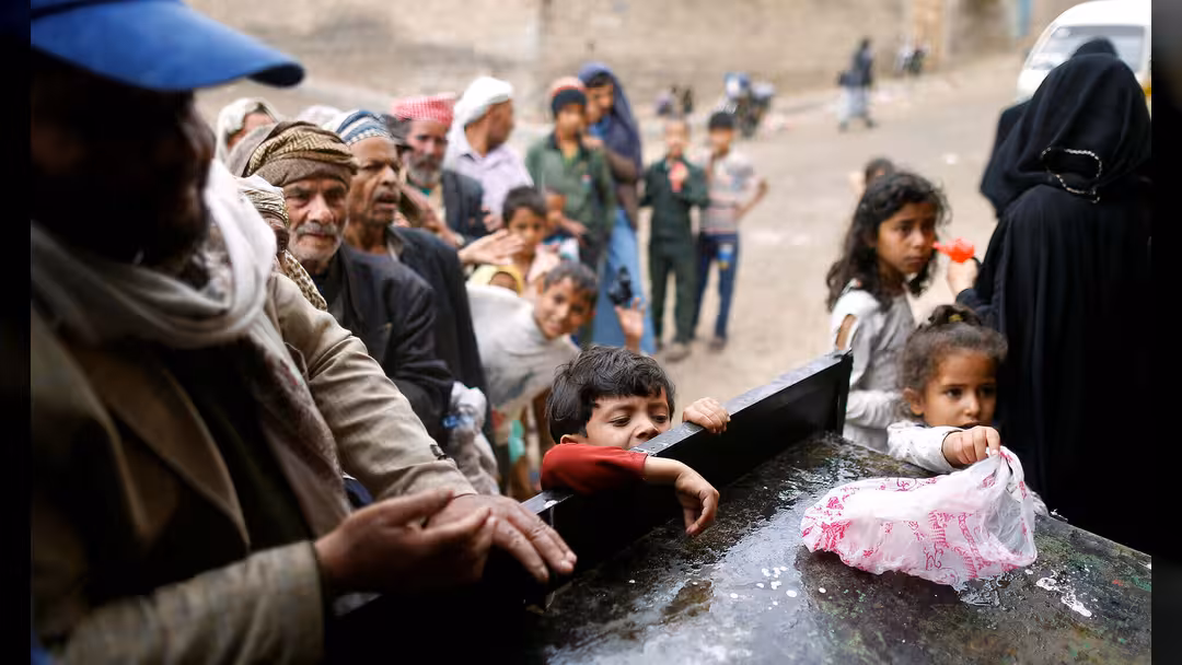 الأمم المتحدة تحذّر من انزلاق وشيك لليمن إلى حافة المجاعة