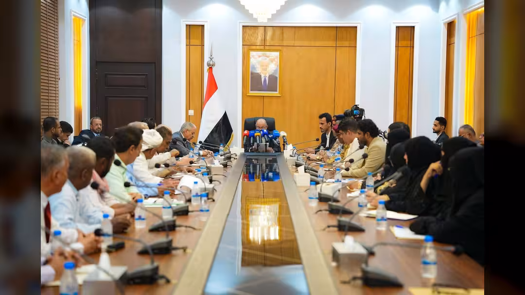 تنفيذي حضرموت يعقد اجتماعه الدوري ويعلن عدداً من الإجراءات الإسعافية لملف الكهرباء